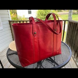 Frye Melissa Shopper